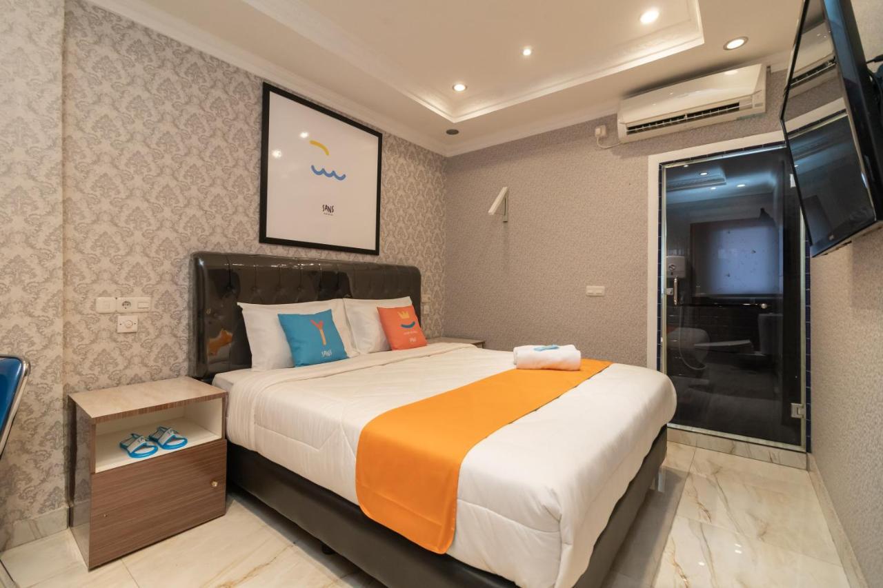 Sans Hotel Beauty Palembang Buitenkant foto